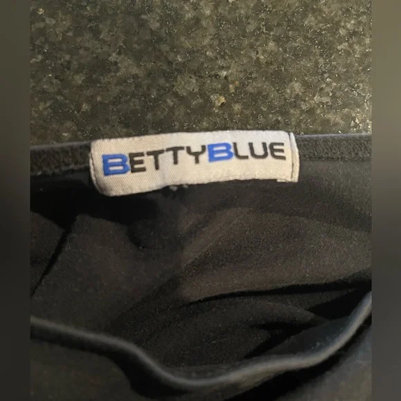 Betty Blue One Shoulder Black Shirt, Size XS - Picture 5 of 6